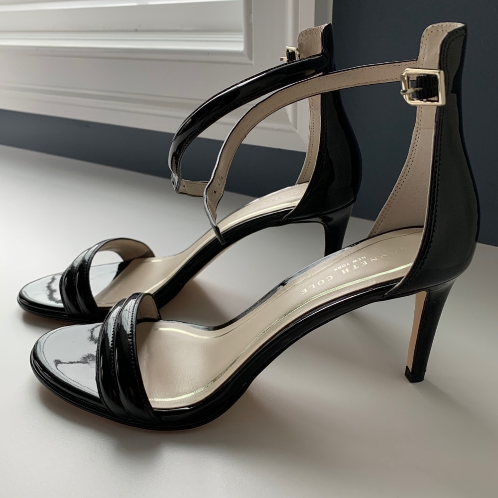 Kenneth Cole Milania black patent heels size 8